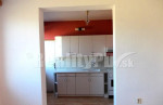 4 izbový byt Horovce na predaj, výmera 86 m2 v pôvodnom stave – fotka 4