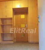 Obchodná - 4 izbový mezonet priamo v centre mesta – fotka 3
