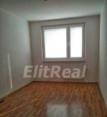 Romanova ul. - 4 izb. byt čiast. zrekonštruovaný, nepriechodné izby – fotka 2